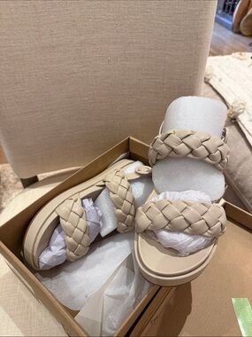 Steve Madden Beige Braided Platform Slide Sandals